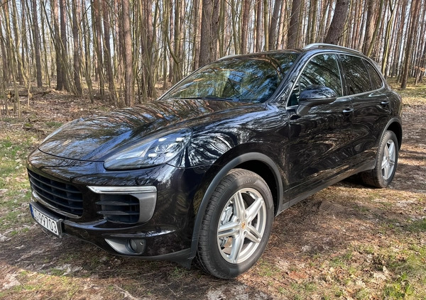 Porsche Cayenne cena 160000 przebieg: 190000, rok produkcji 2016 z Grudziądz małe 781
